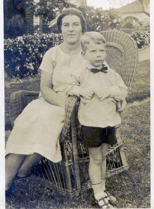 Sherratt Tree - Photo Gallery - Mabel (Poulson) Sherratt and son Peter ...